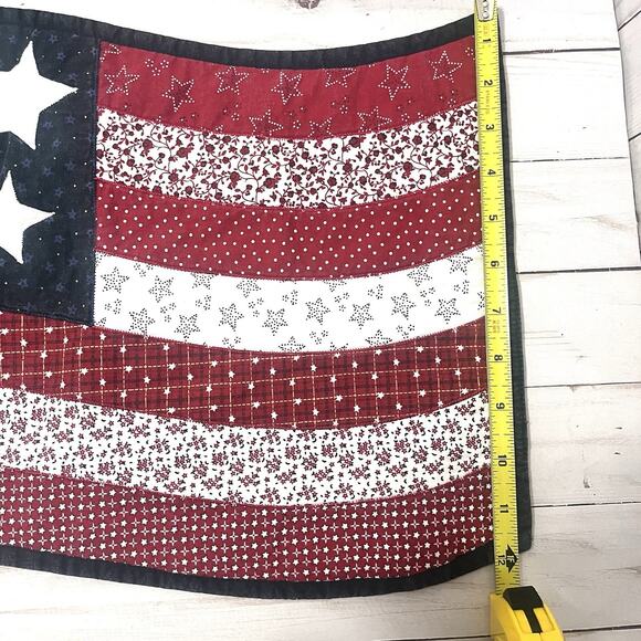 Americana Flag Quilted Table Picnic Holiday Patriot Placemats Set of 4 - Picture 6 of 6